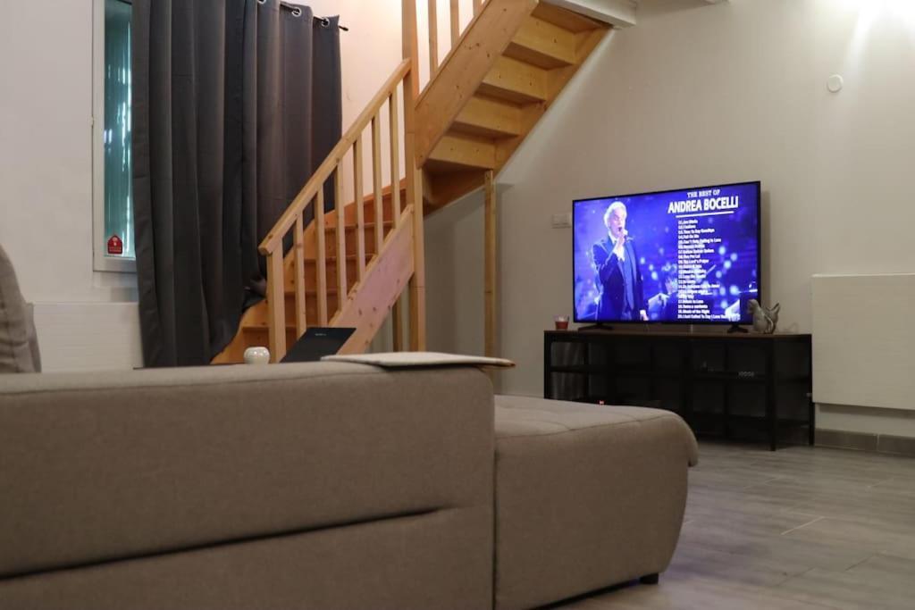 Pavillon En Loft 87 M 10e, Jacuzzi Apartment Marseille